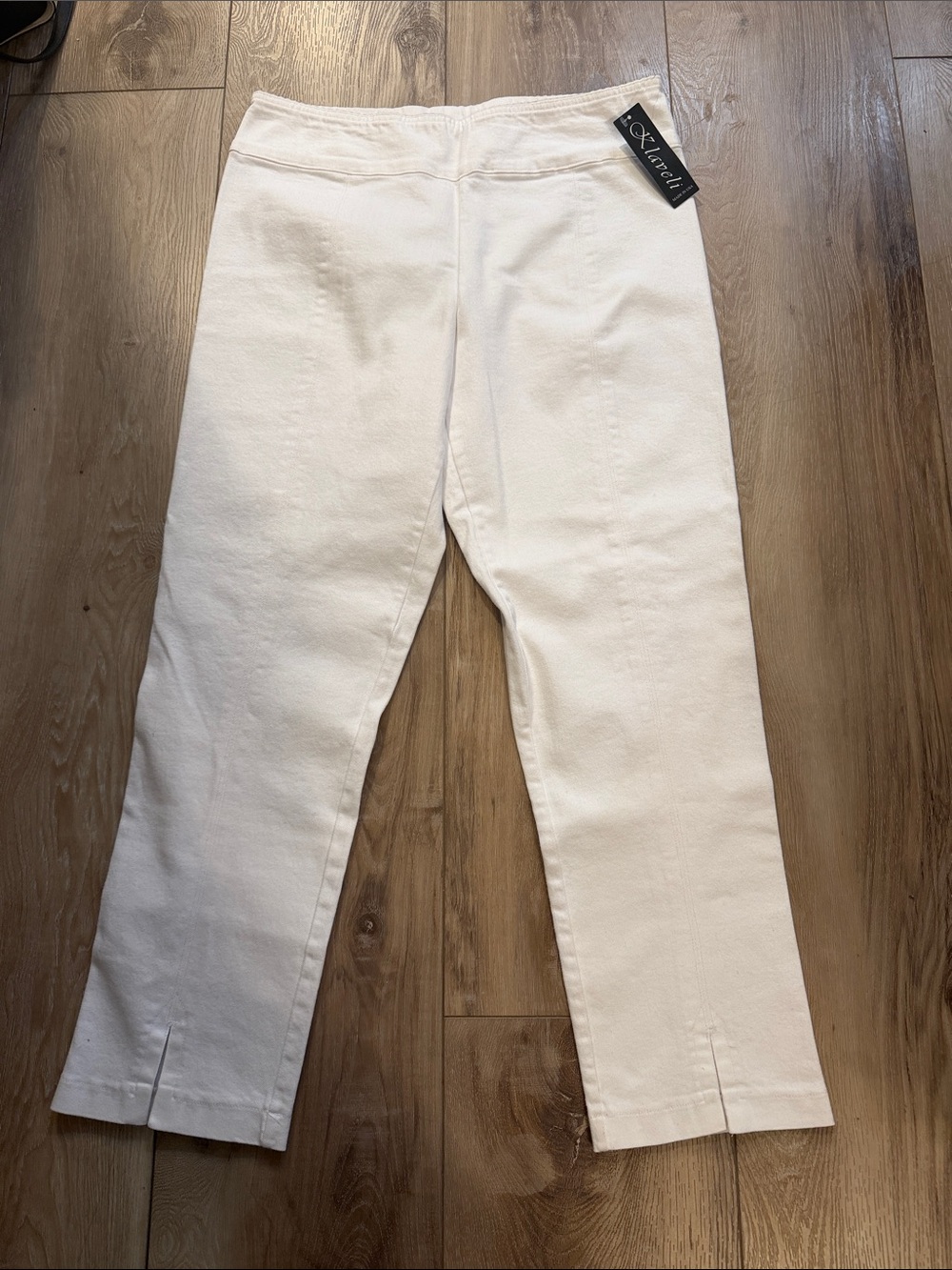 KLAVELI New With Tag White Pull on Pants with Ankle Slits size 14